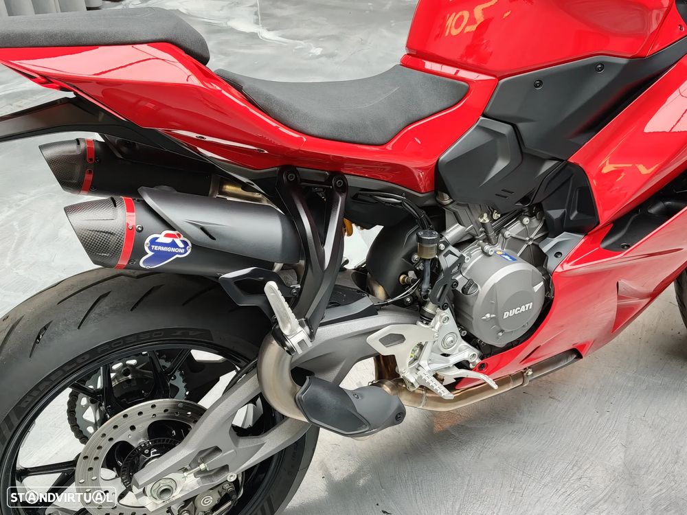Ducati Panigale V2 S - 14