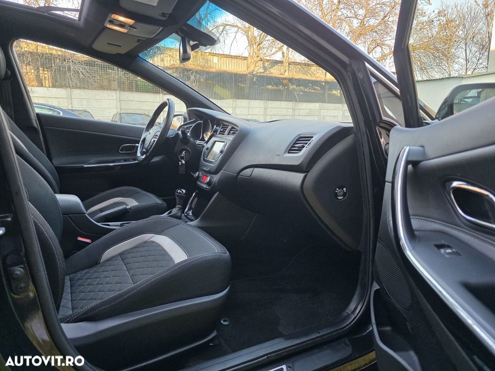 Kia Ceed 1.6 CRDi 136 DCT ISG GT Line - 14