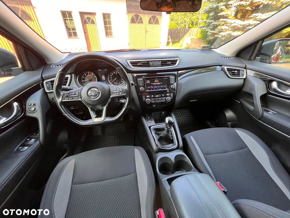 Nissan Qashqai 1.3 DIG-T Acenta EU6d - 25