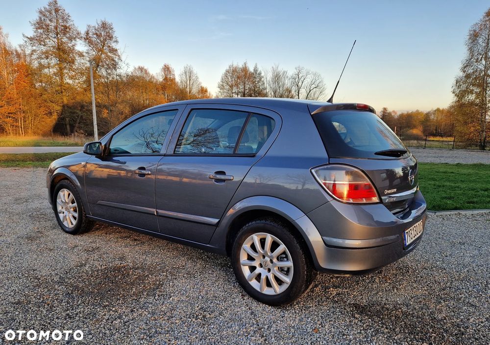 Opel Astra 1.6 - 5