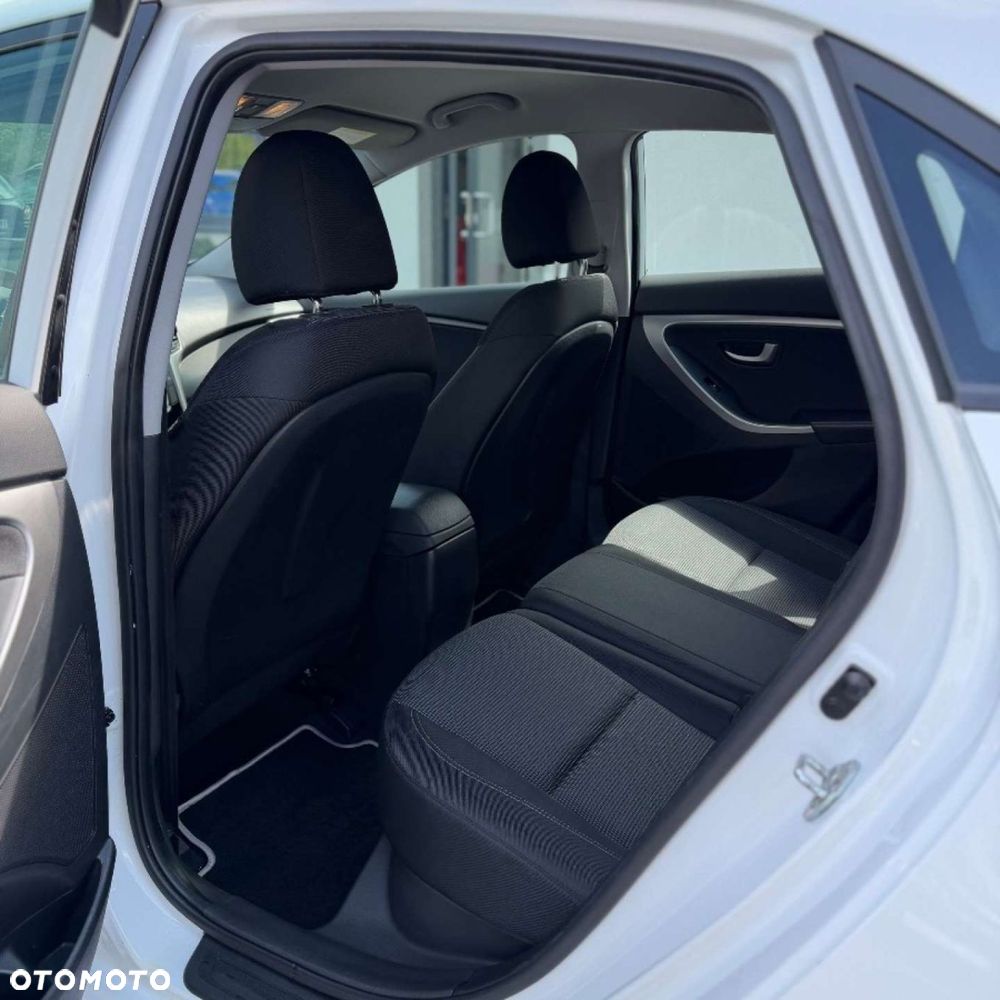 Hyundai i30 - 18
