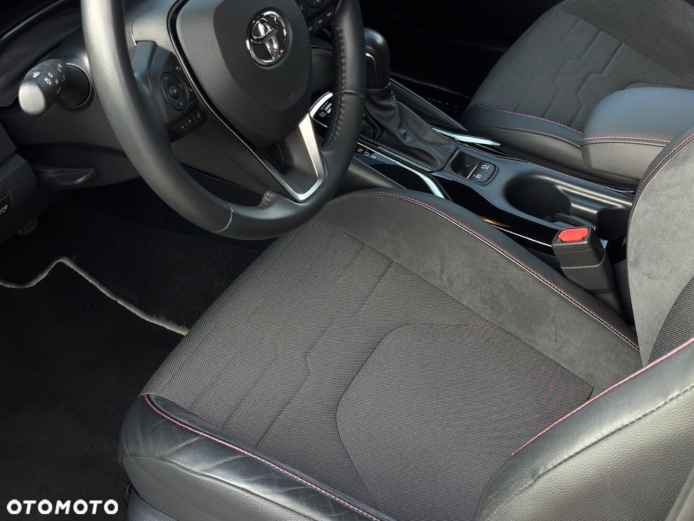 Toyota Corolla 1.8 Hybrid Selection - 26