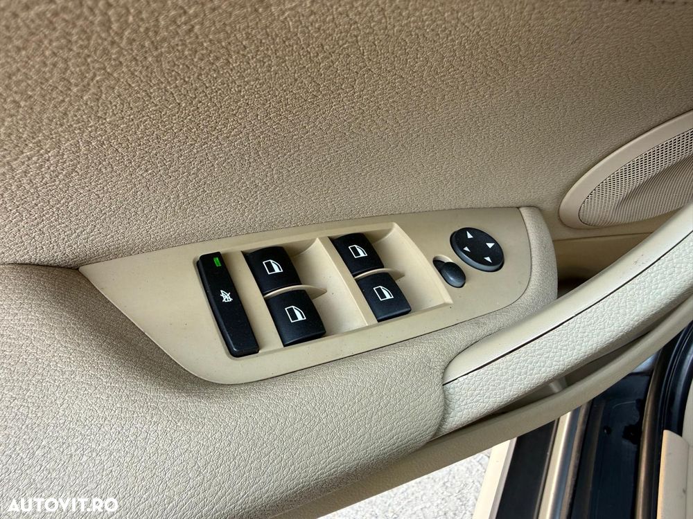 BMW X1 - 16