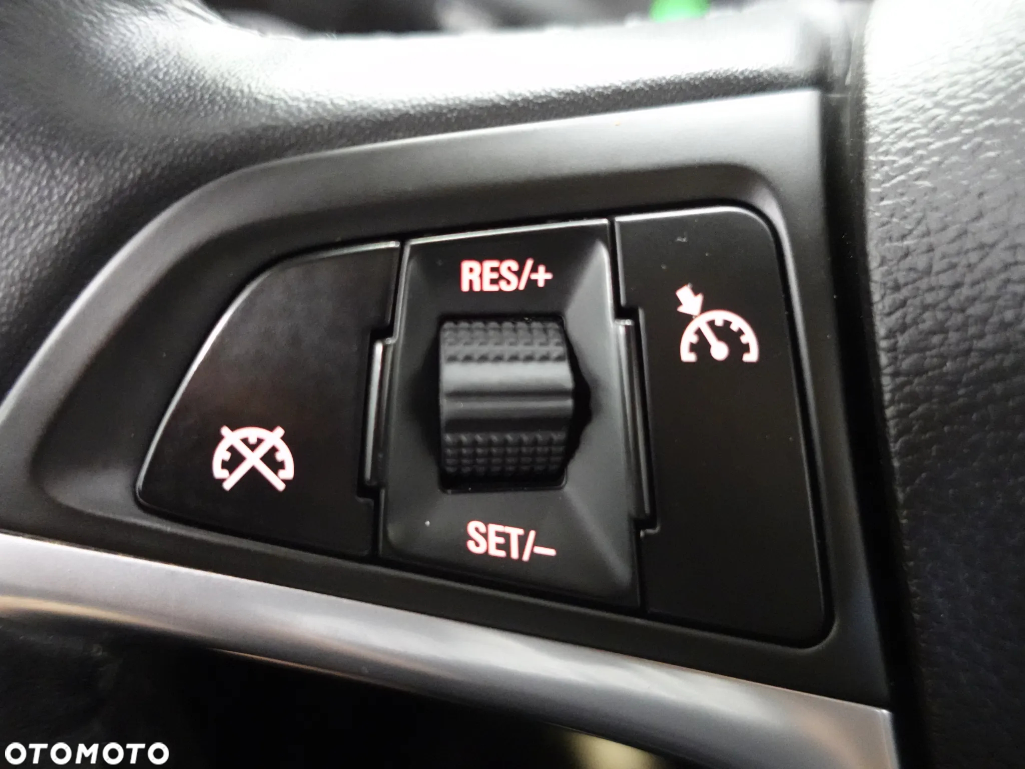 Opel Astra 1.3 CDTI DPF EcoFLEX Edition - 36