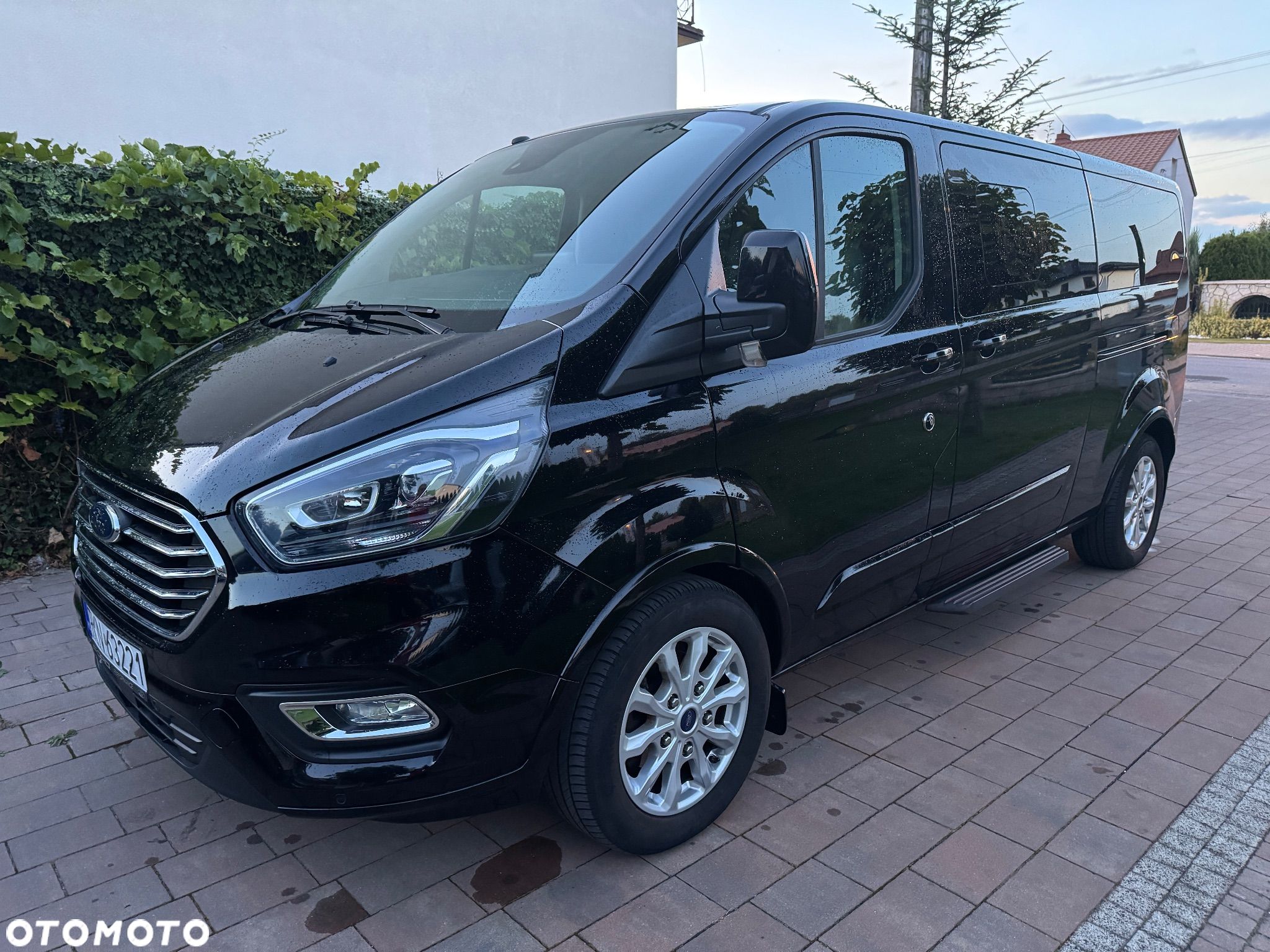 Ford Tourneo Custom 2.0 EcoBlue L2 Titanium - 1