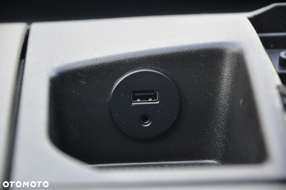 Iveco DAILY 156KM AUTOMAT CHŁODNIA IZOTERMA KRAJOWE BEZWYPADKOWE - 38