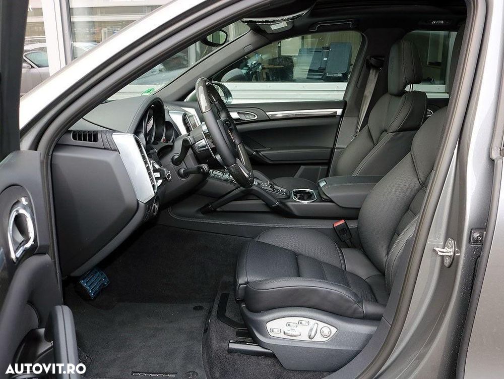 Porsche Cayenne S Tiptronic S - 9
