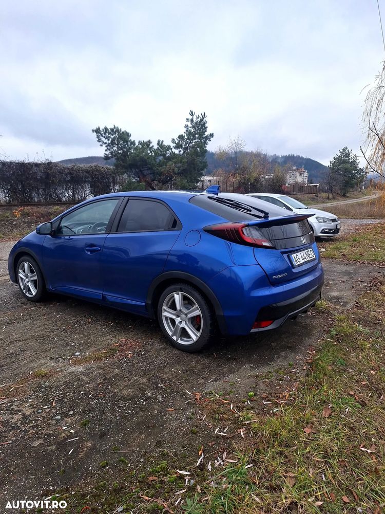 Honda Civic 1.8 i-VTEC MT Sport - 5