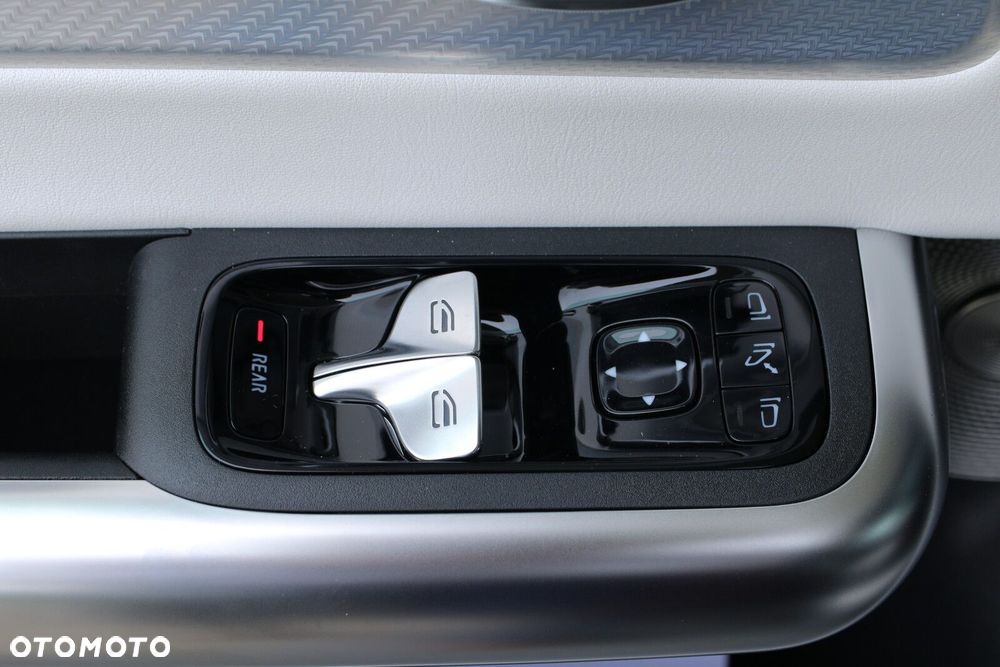 Mercedes-Benz CLA 200 58kWh - 23
