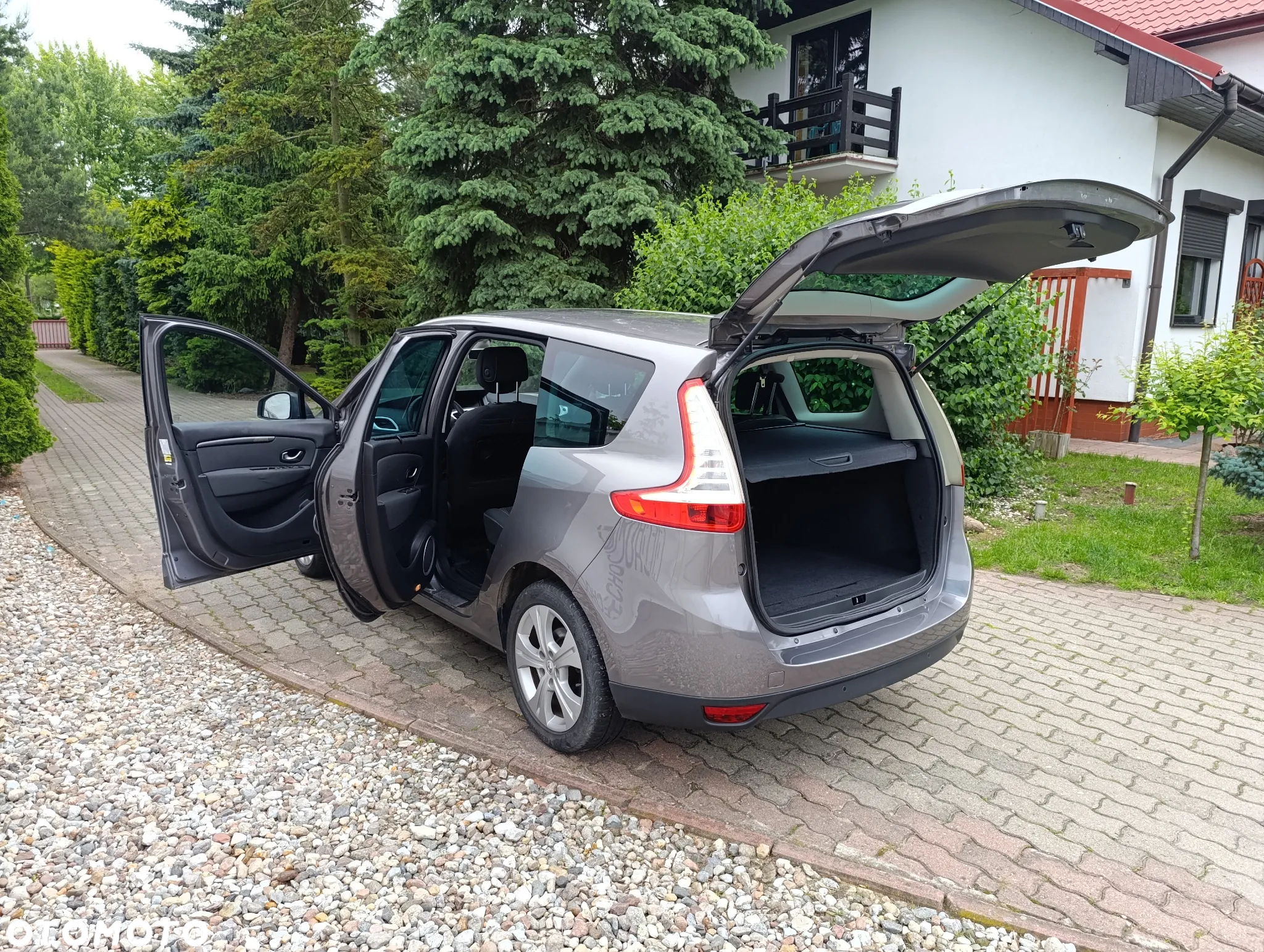 Renault Scenic - 23
