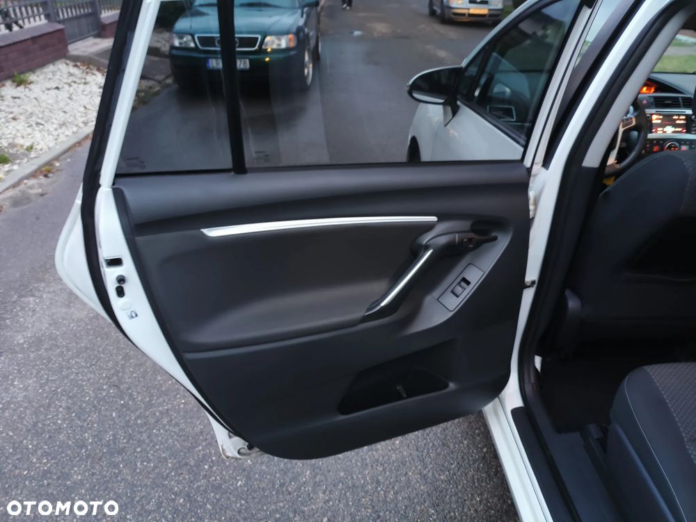 Toyota Verso 1.6 7-Sitzer Life - 12