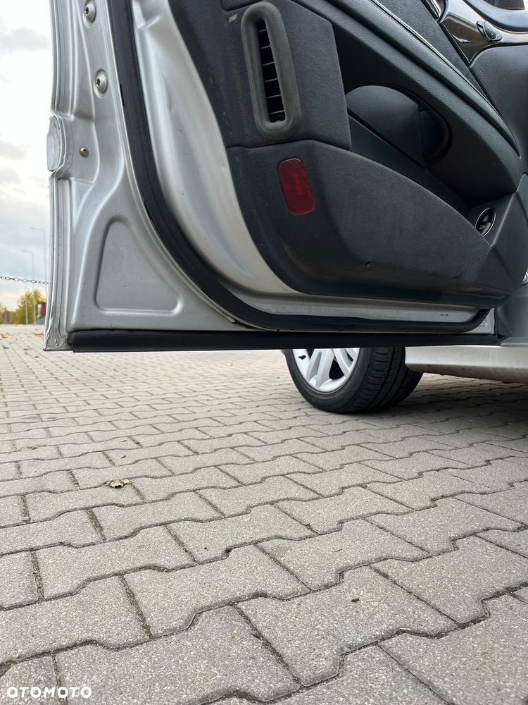 Mercedes-Benz Klasa E 280 CDI Avantgarde DPF - 7