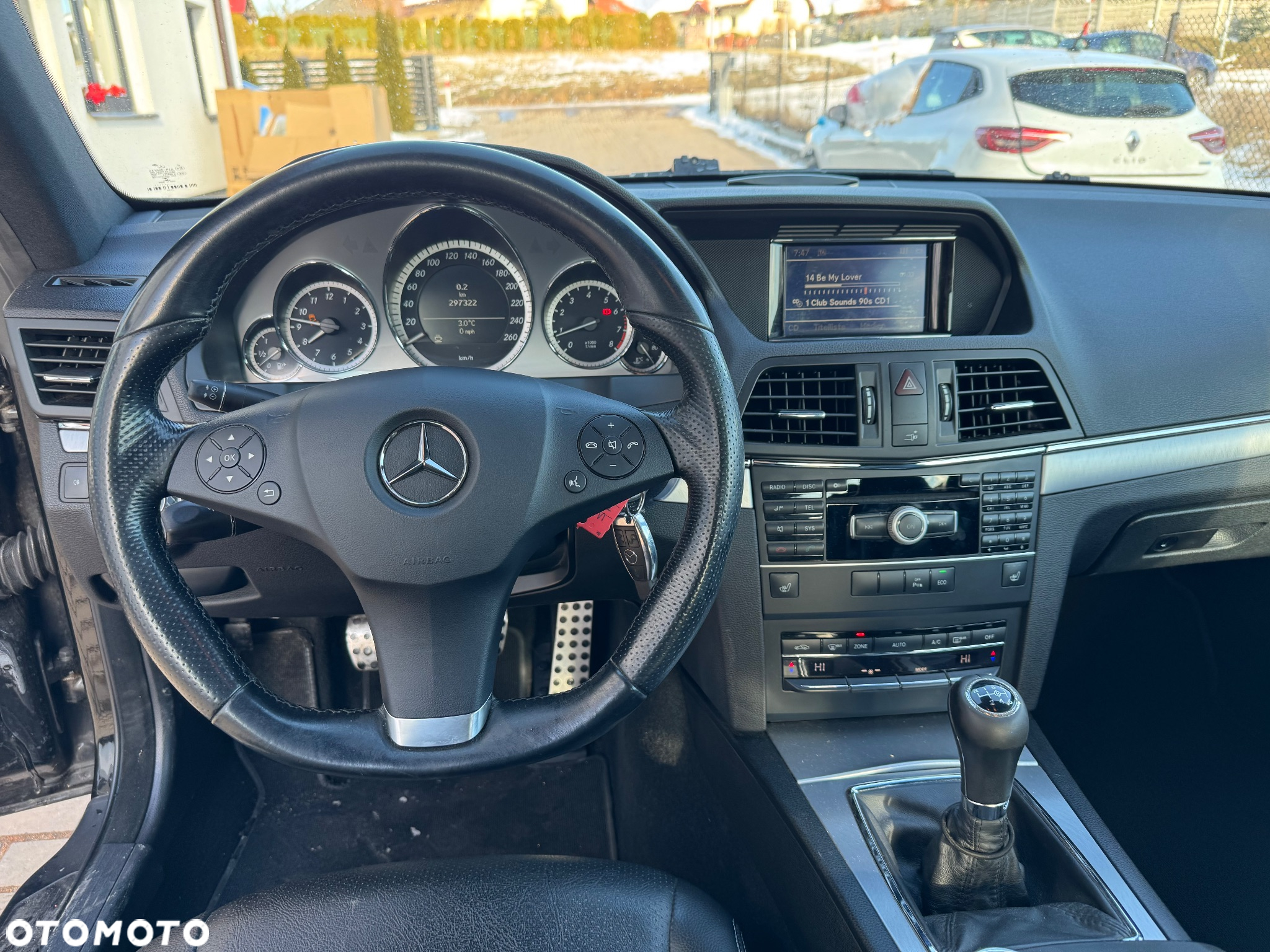 Mercedes-Benz Klasa E 200 CGI BlueEffICIENCY - 18