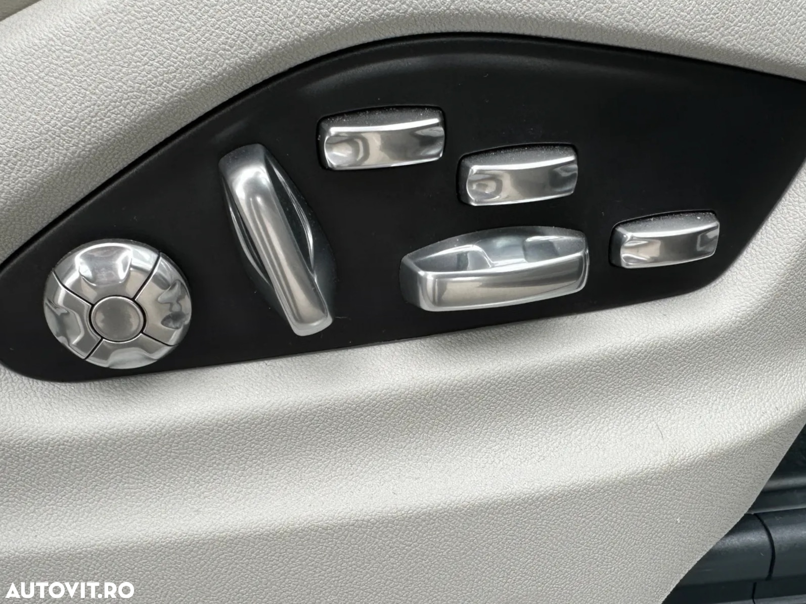 Porsche Cayenne - 16
