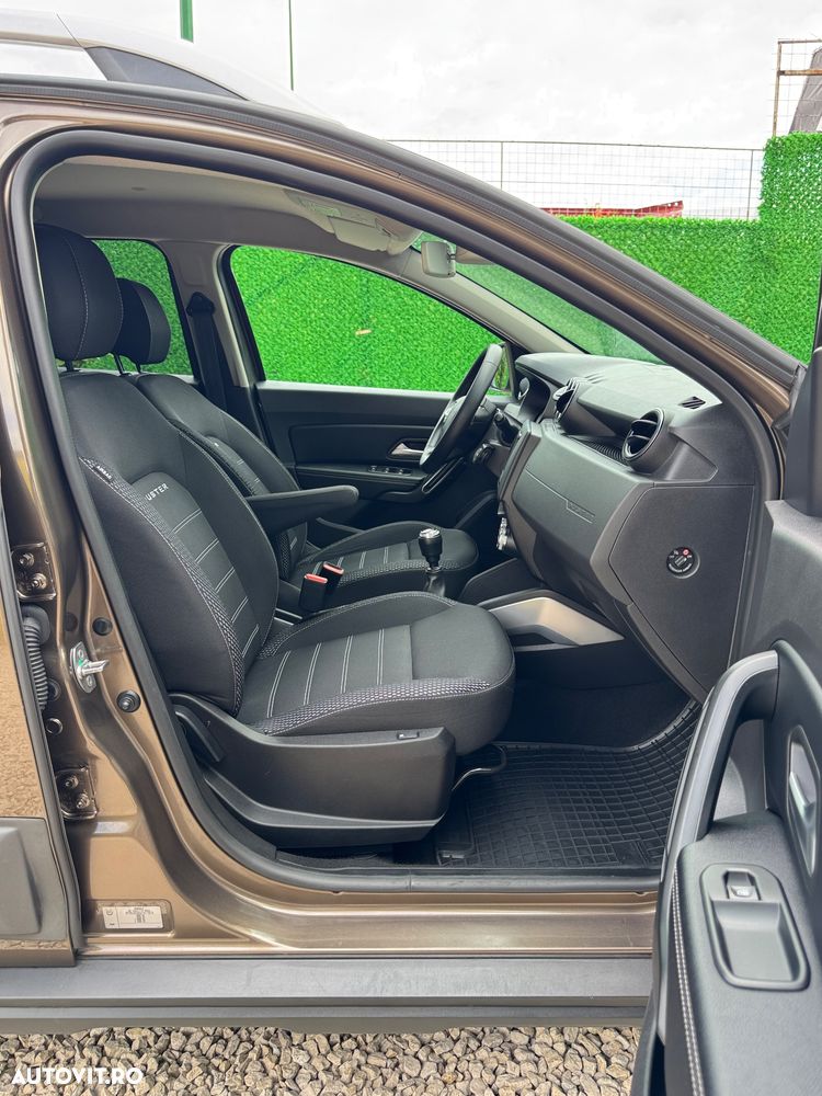 Dacia Duster 1.5 Blue dCi Prestige - 11