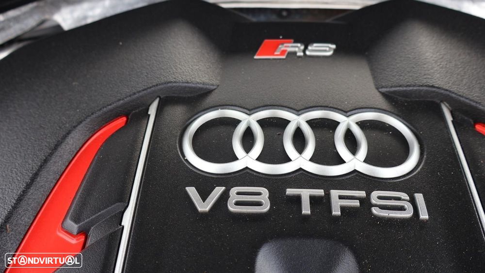 Audi RS6 Avant - 24