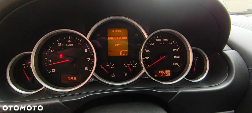 Porsche Cayenne - 10