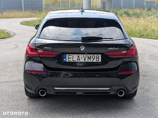BMW F40 2020 photo 3