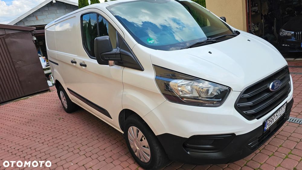 Ford Transit Custom - 19