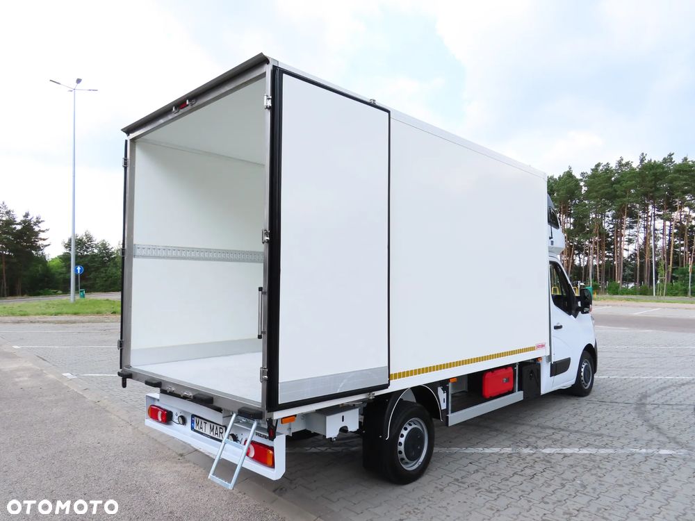 Renault Master 2.3 dCi 163 Km WZMACNIANY Chłodnia -20*C + 30*C Z Izoterma 4.20 Cm 8 Euro Palet Zasilanie V230 Funkcja Grzania Kabina Sypialniana WEBASTO Stan Jak NOWY - 25