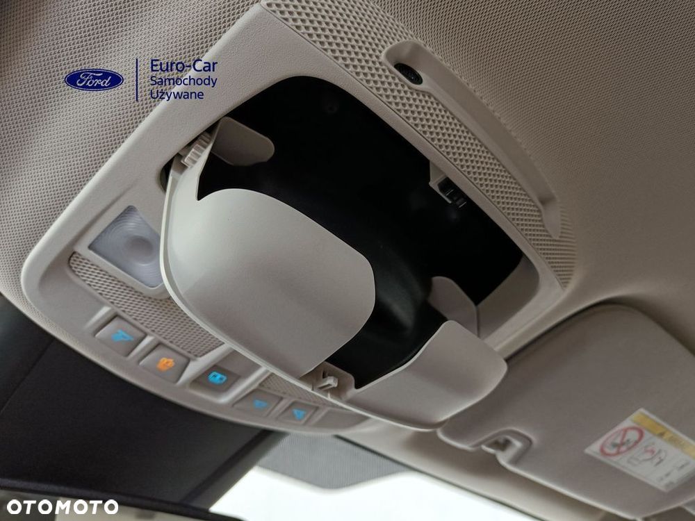 Ford S-Max 2.5 Duratec FHEV TITANIUM - 28