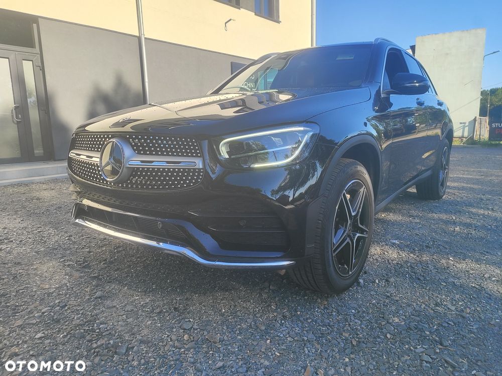 Mercedes-Benz GLC - 1