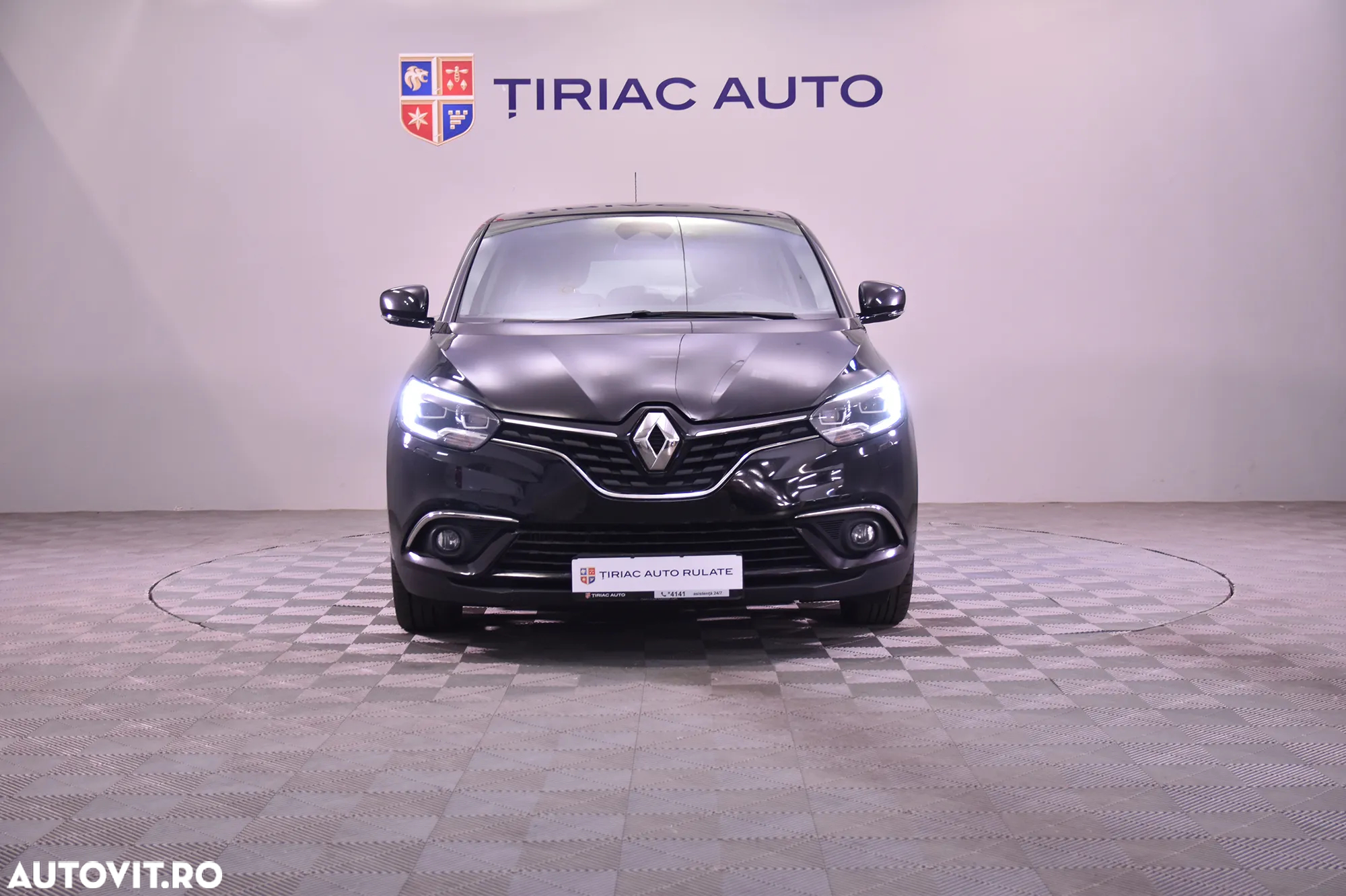 Renault Scenic - 8