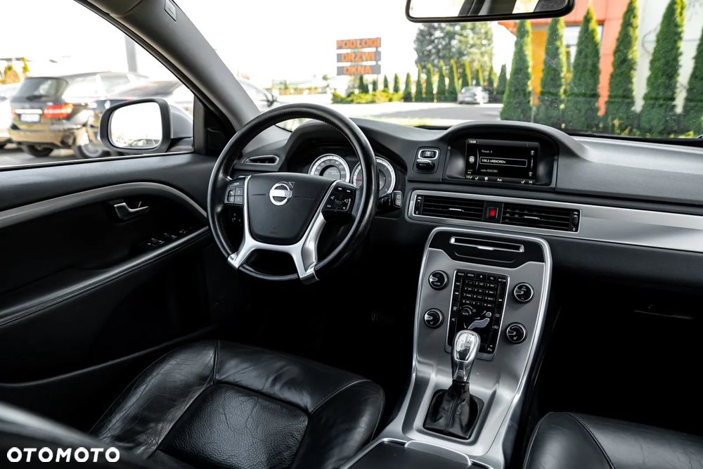 Volvo V70 D5 AWD Geartronic Edition Pro - 21