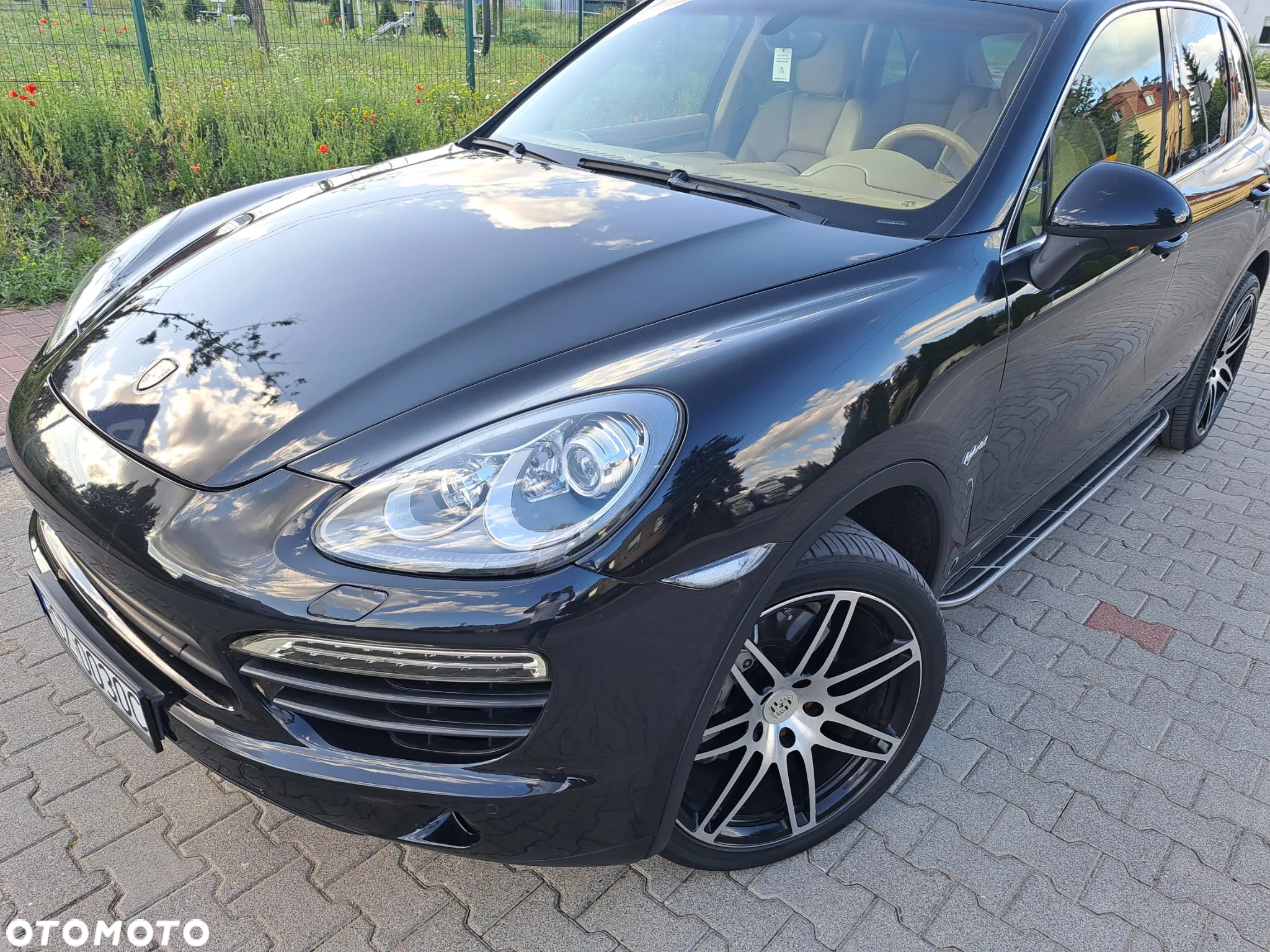 Porsche Cayenne S Hybrid - 12