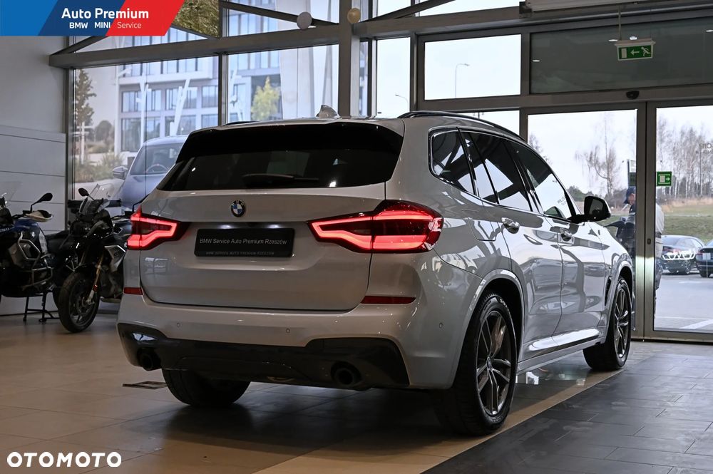 BMW X3 xDrive20i - 20