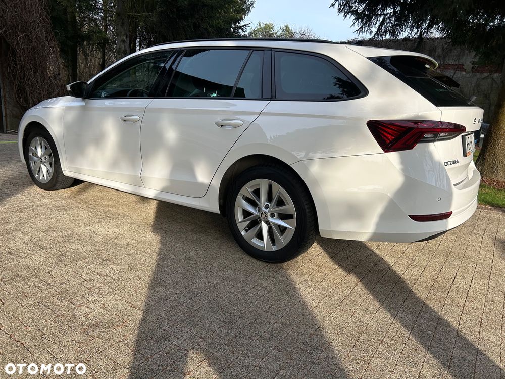 Skoda Octavia 2.0 TDI Ambition - 14