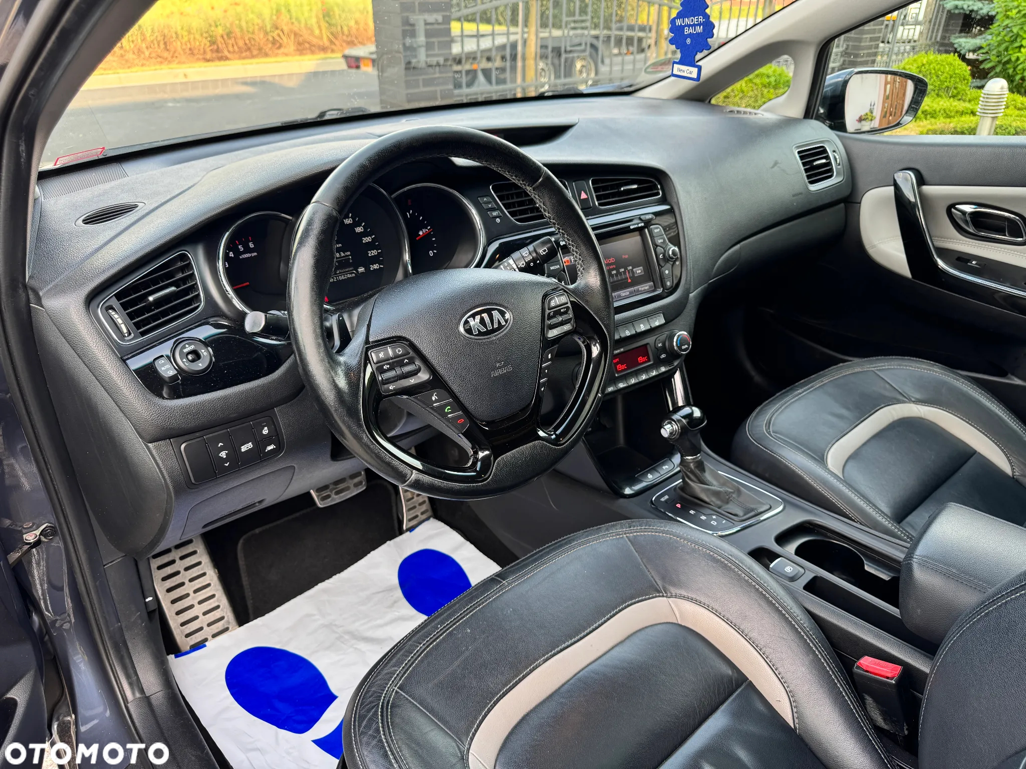 Kia Ceed 1.6 CRDi 128 SW Platinum Edition - 15