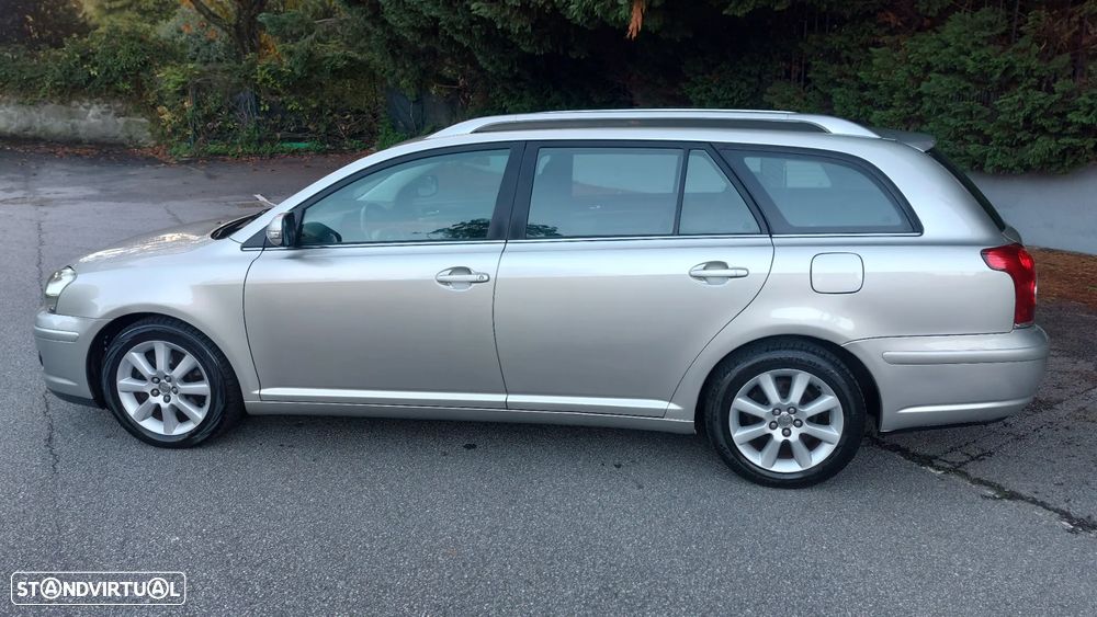 Toyota Avensis SW 2.0 D-4D Sol - 5