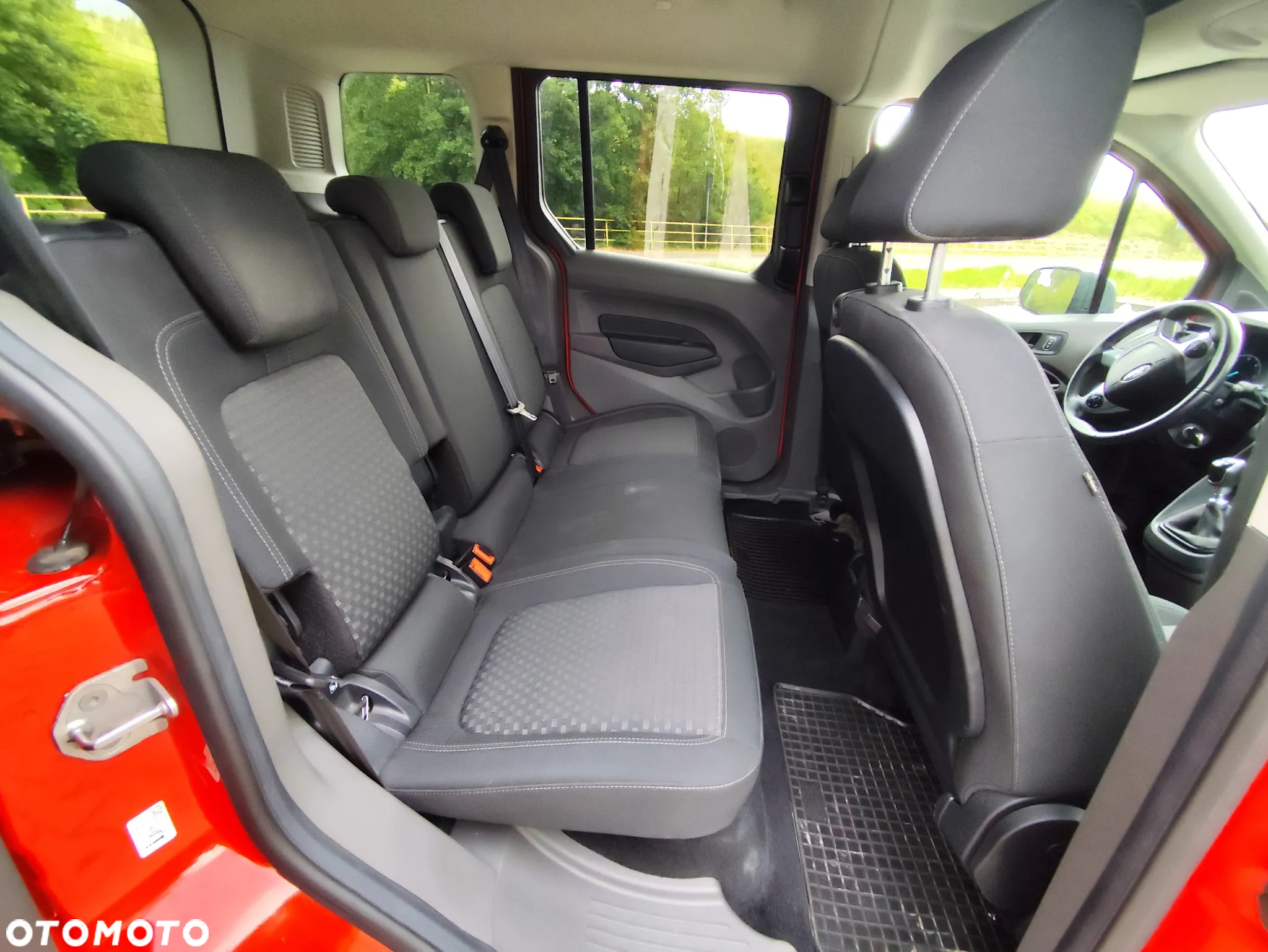 Ford Tourneo Connect 1.5 EcoBlue Active - 19