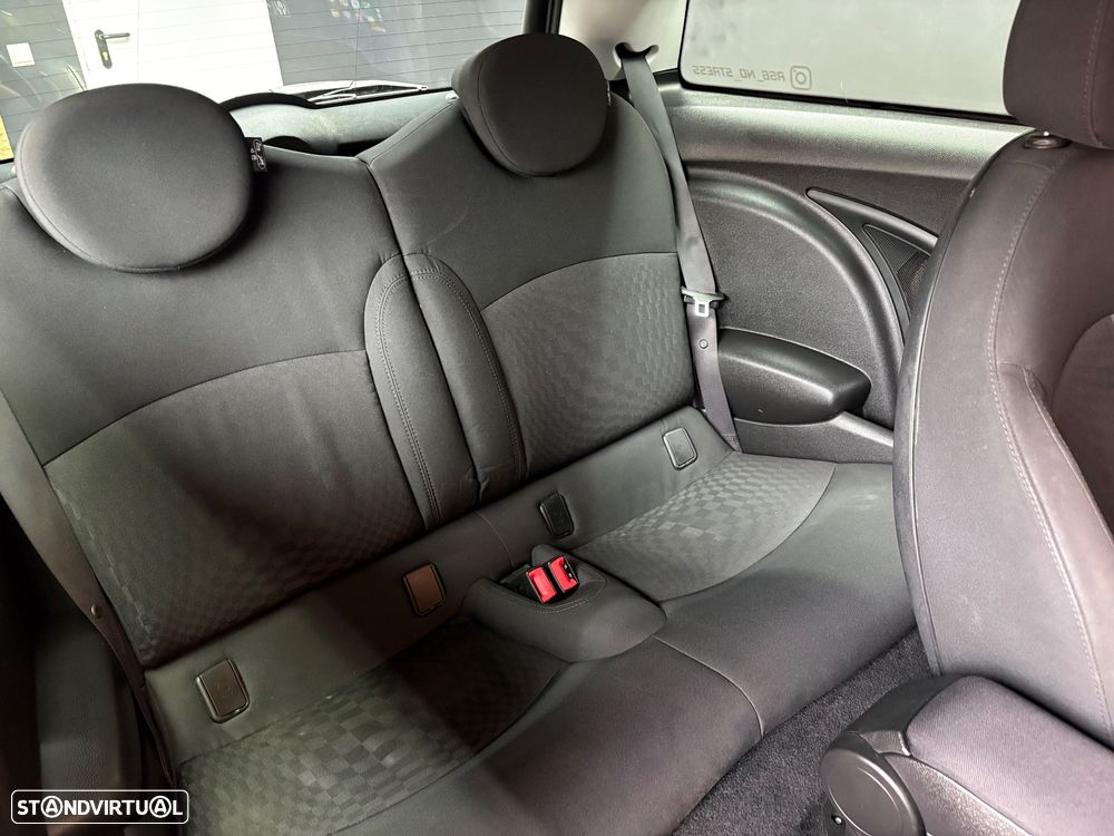 MINI 3 Portas Cooper S - 35