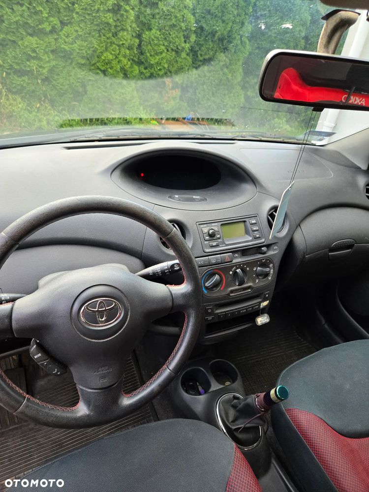 Toyota Yaris 1.3 VVT-i Sol - 9