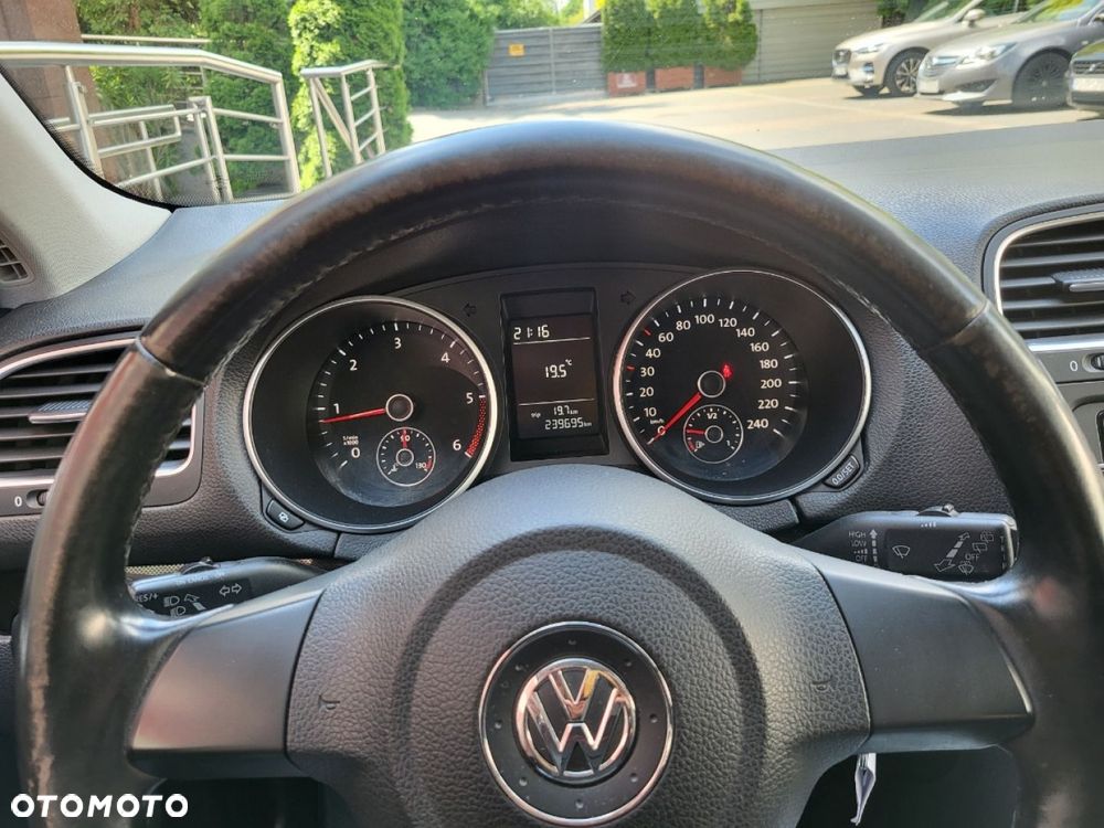 Volkswagen Golf - 15