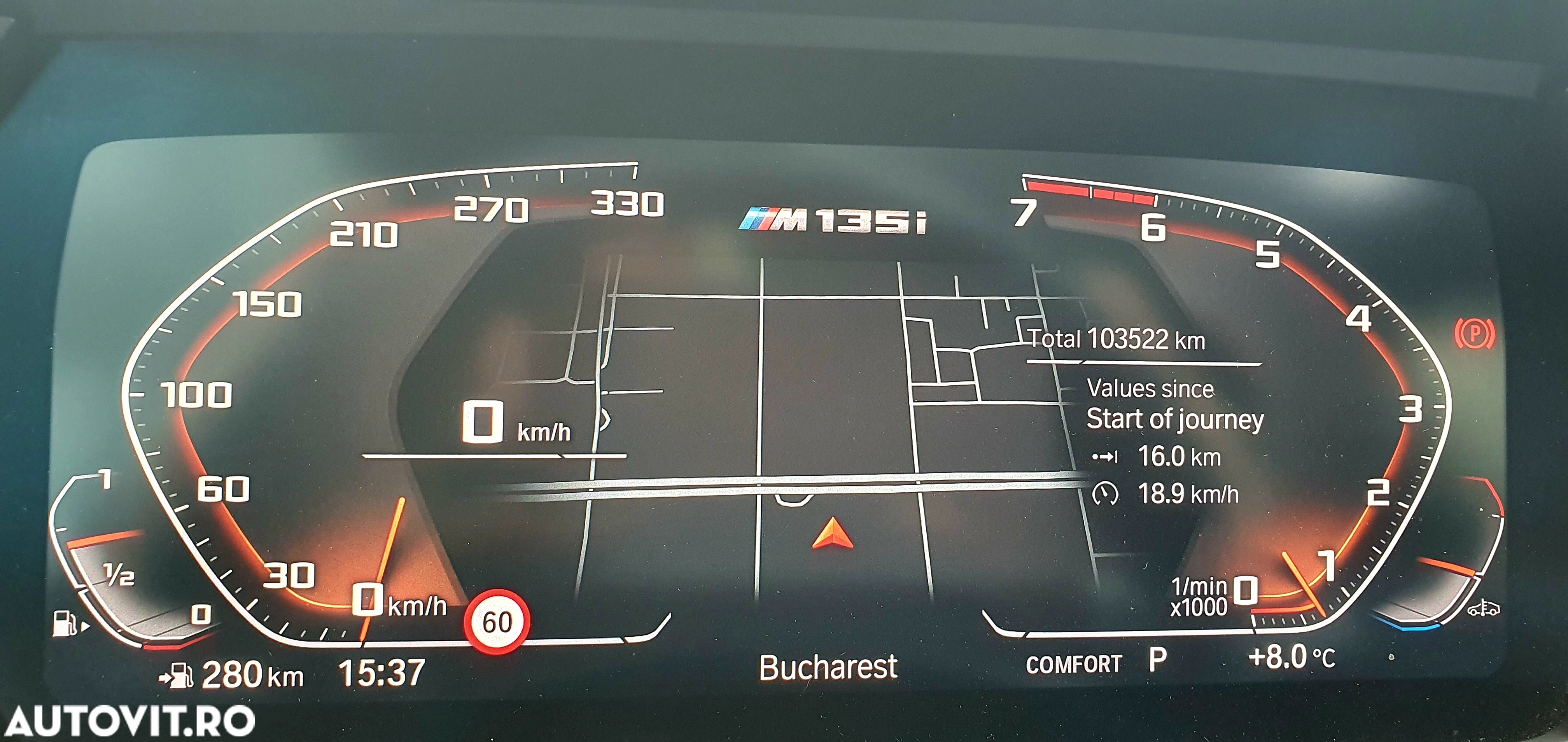 BMW M1 M135i xDrive - 4