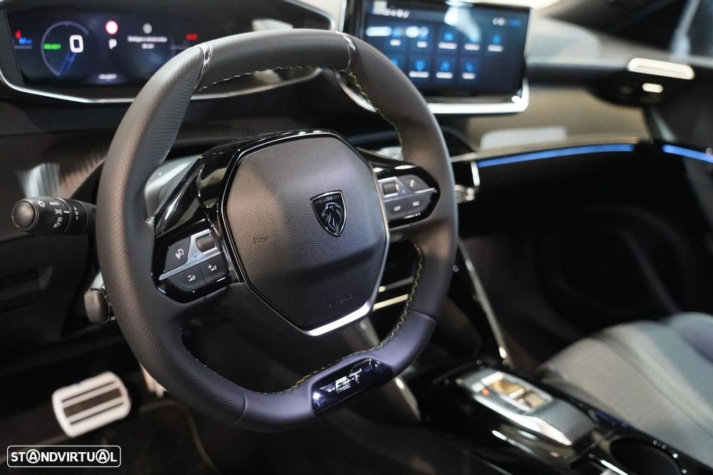 Peugeot e-2008 54 kWh GT - 9