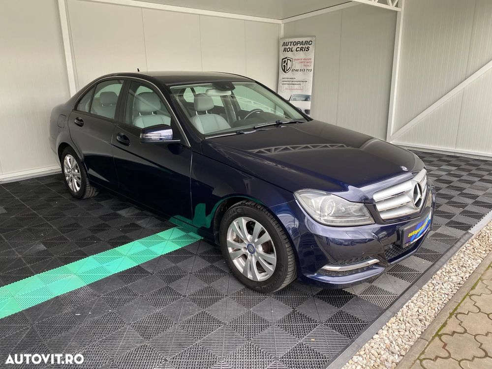 Mercedes-Benz C - 10