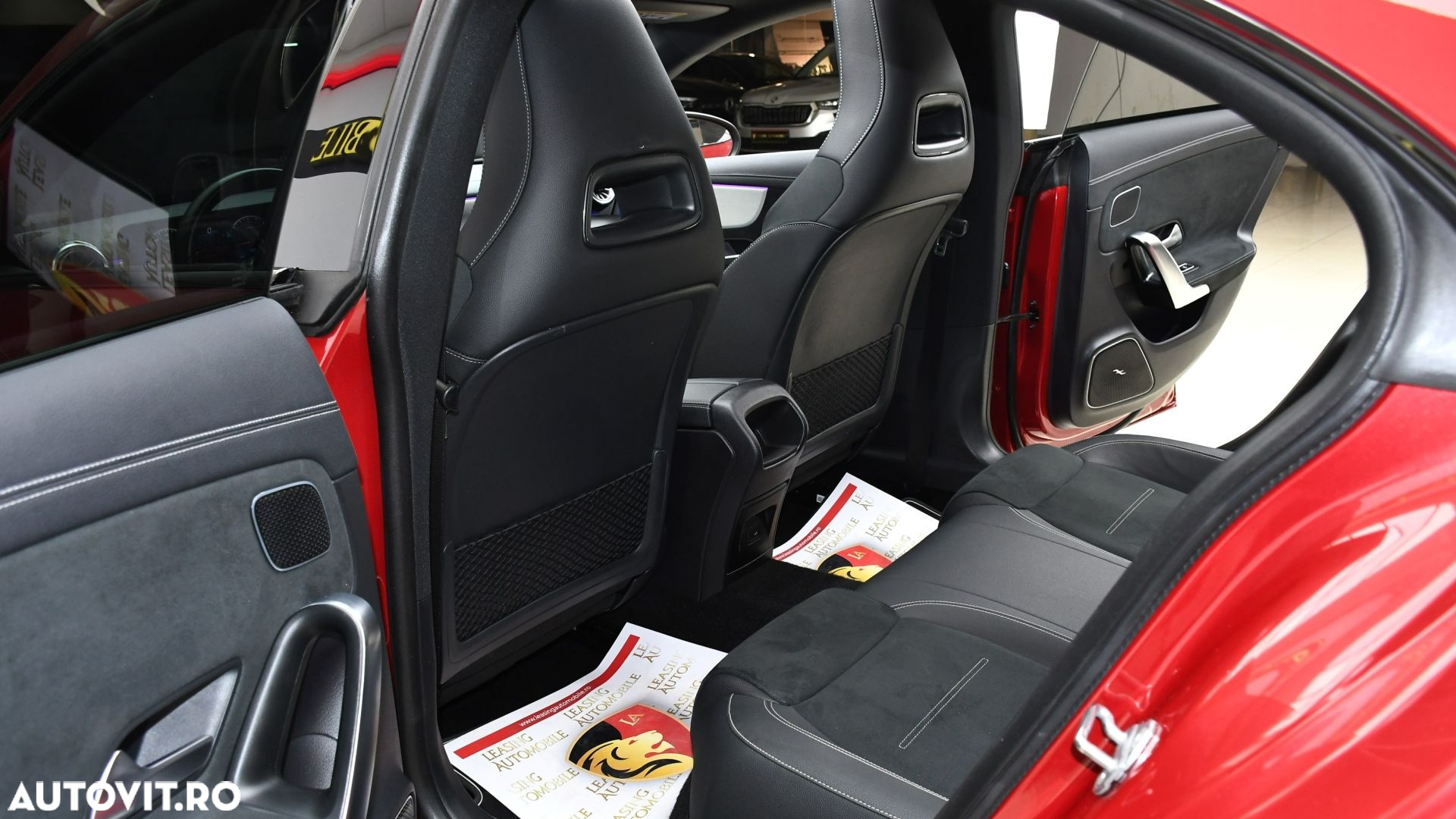 Mercedes-Benz CLA 250 e 8G-DCT AMG Line - 12