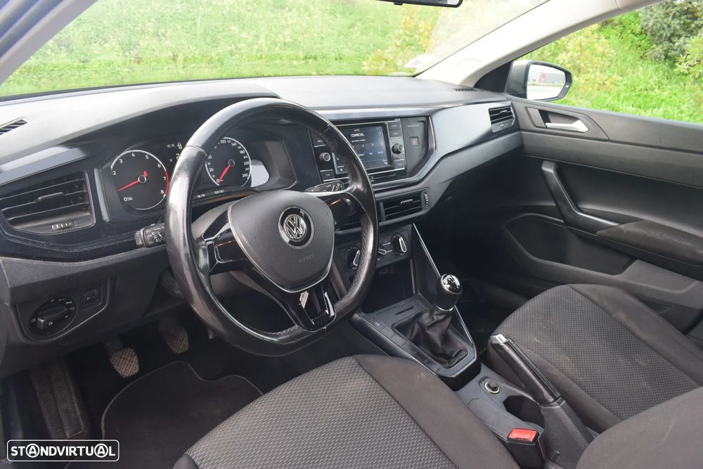 VW Polo 1.0 Confortline - 10