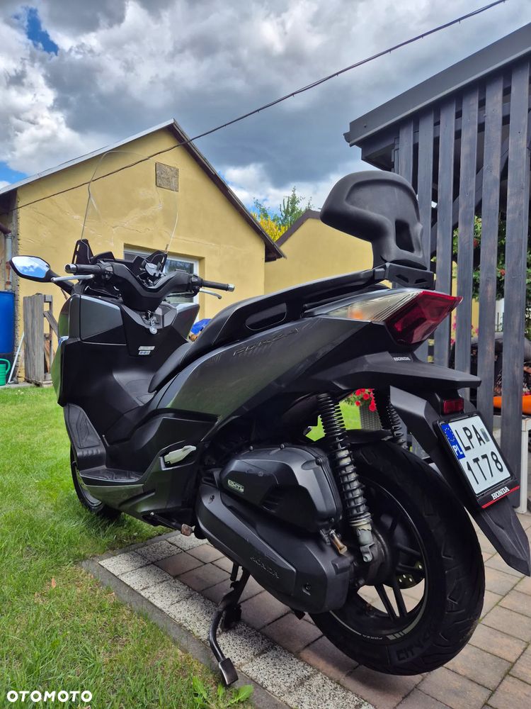 Honda NSS - 9