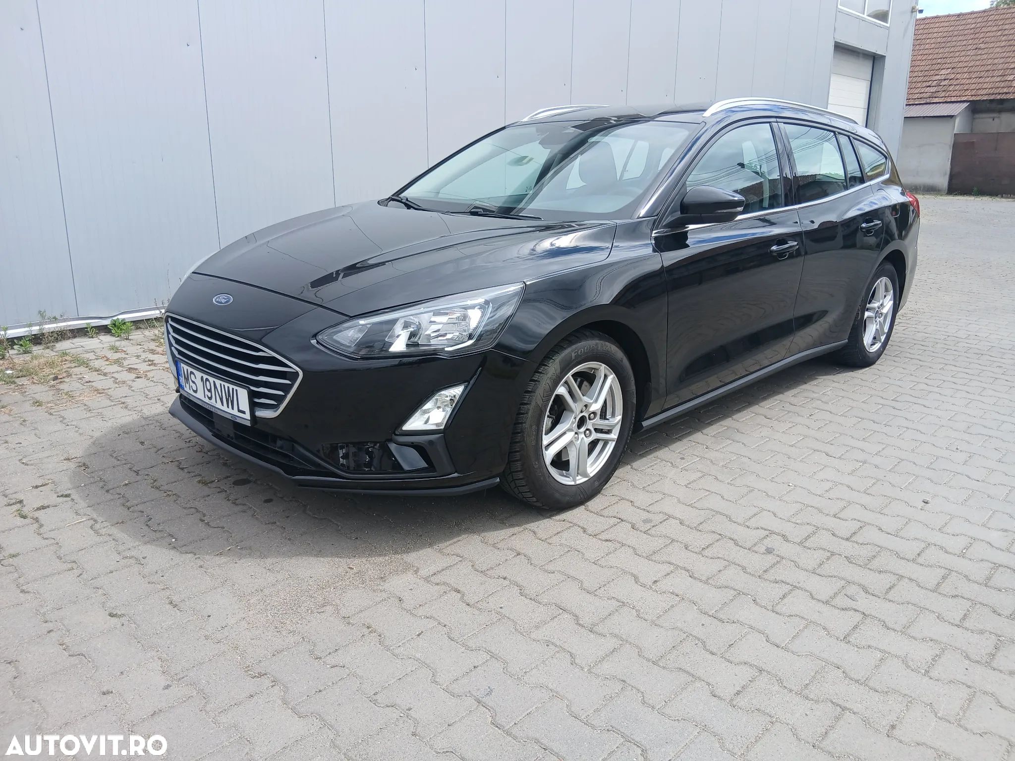 Ford Focus 1.0 EcoBoost Start-Stopp-System COOL&CONNECT - 1