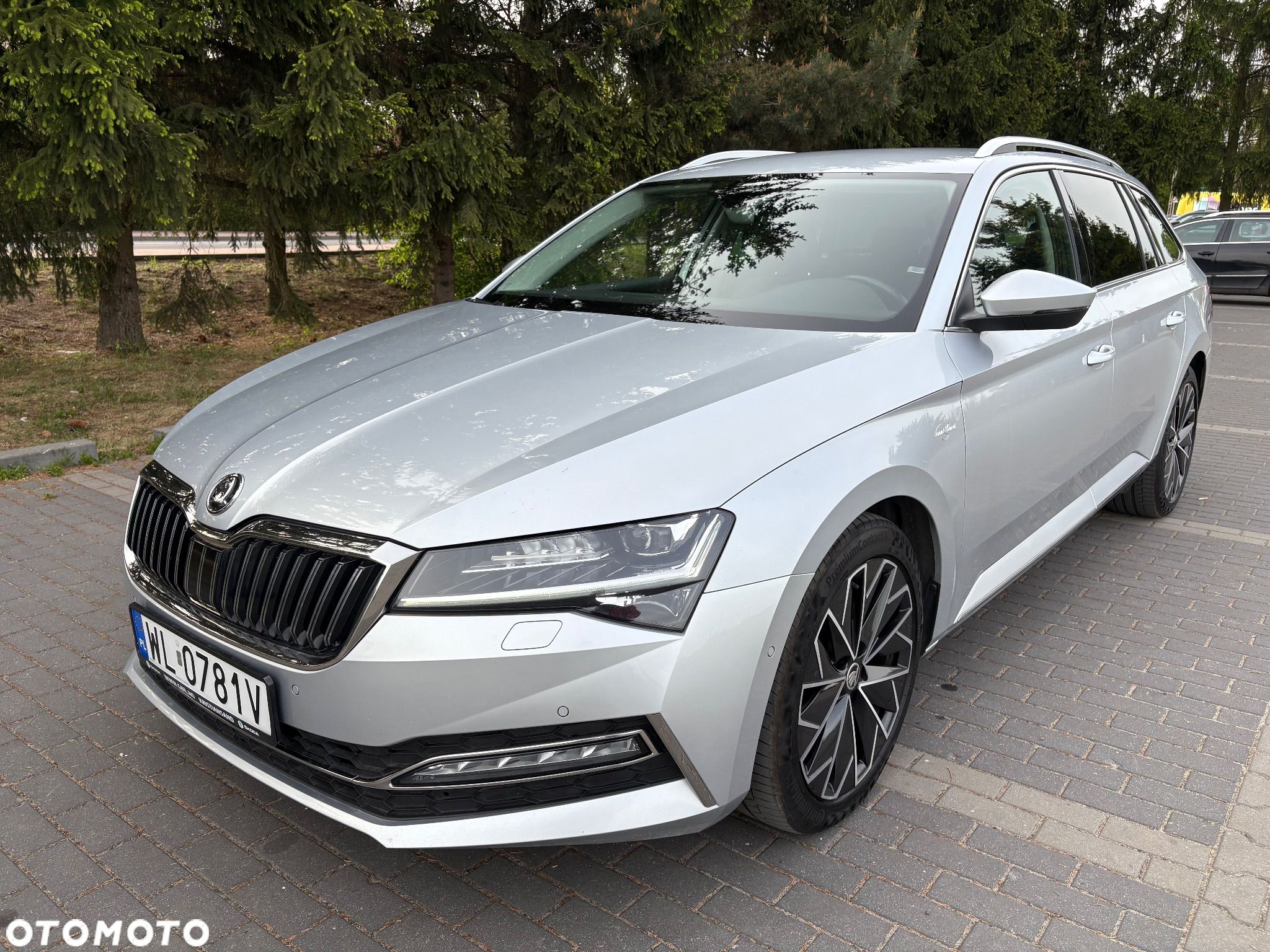 Skoda Superb 2.0 TDI 4x4 DSG L&K - 1