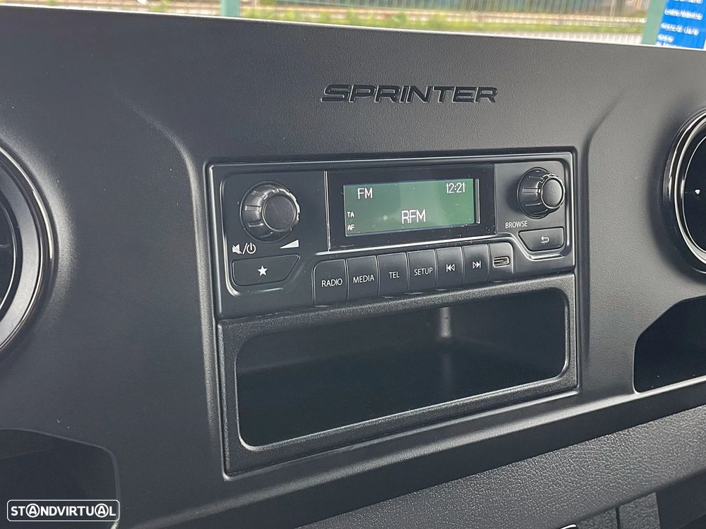 Mercedes-Benz Sprinter 515 CDI Contentor + Plataforma Elevatória - 25