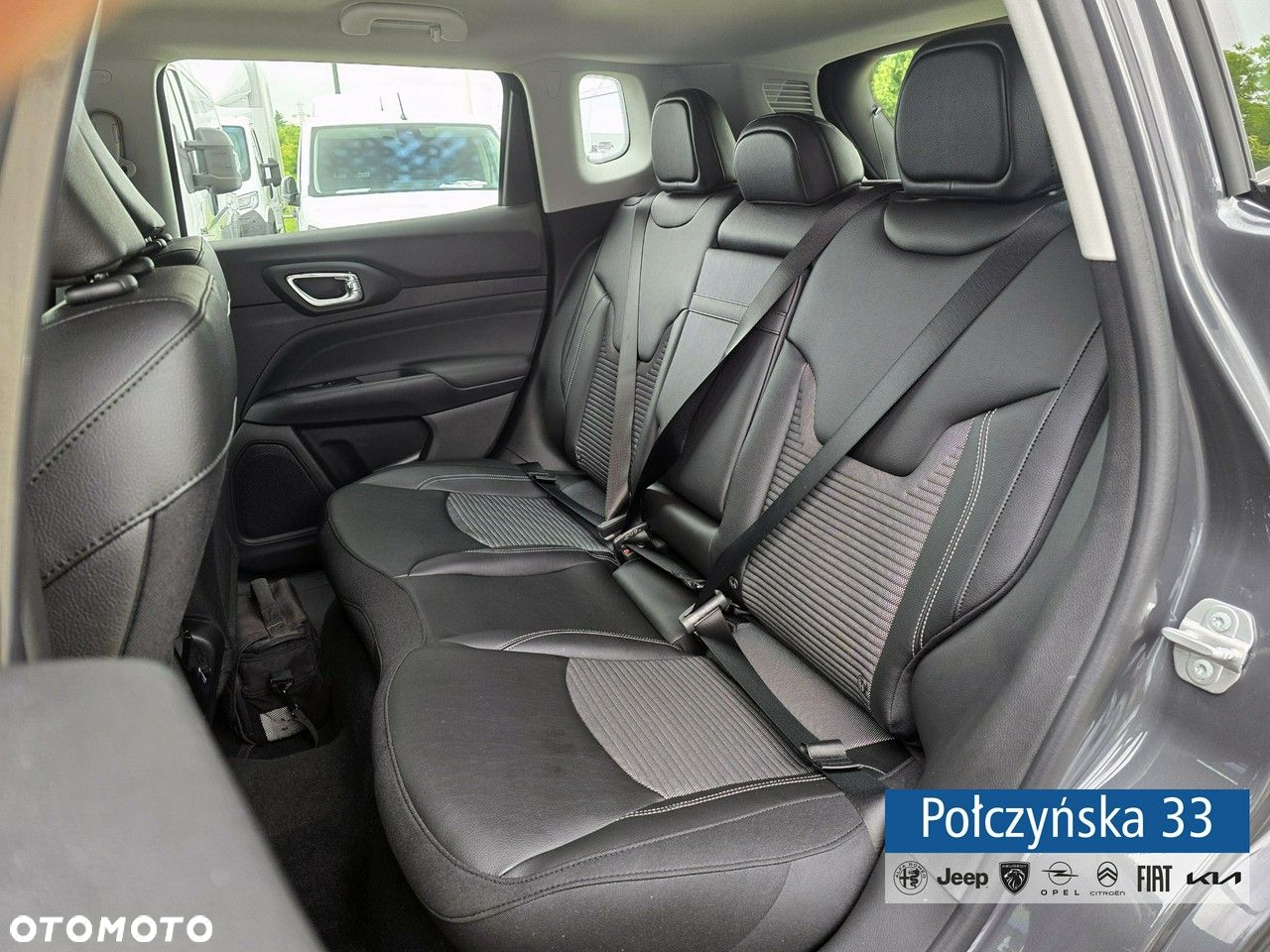Jeep Compass - 17
