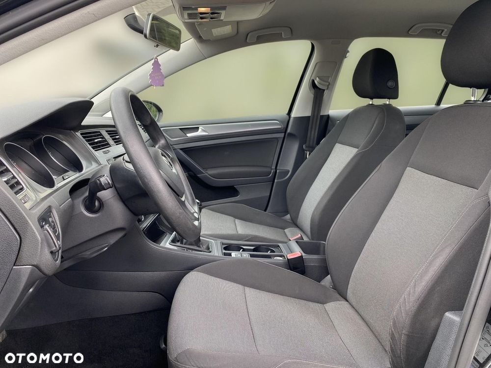Volkswagen Golf VII 1.2 TSI BMT Trendline - 12