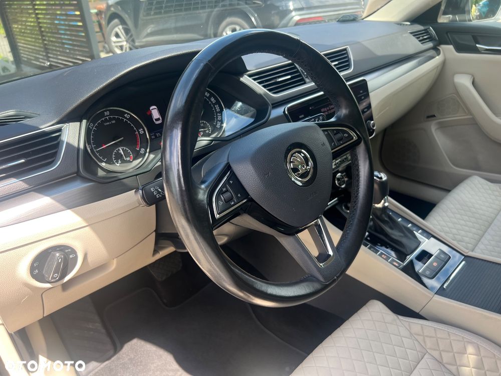 Skoda Superb 2.0 TDI 4x4 Style DSG - 14