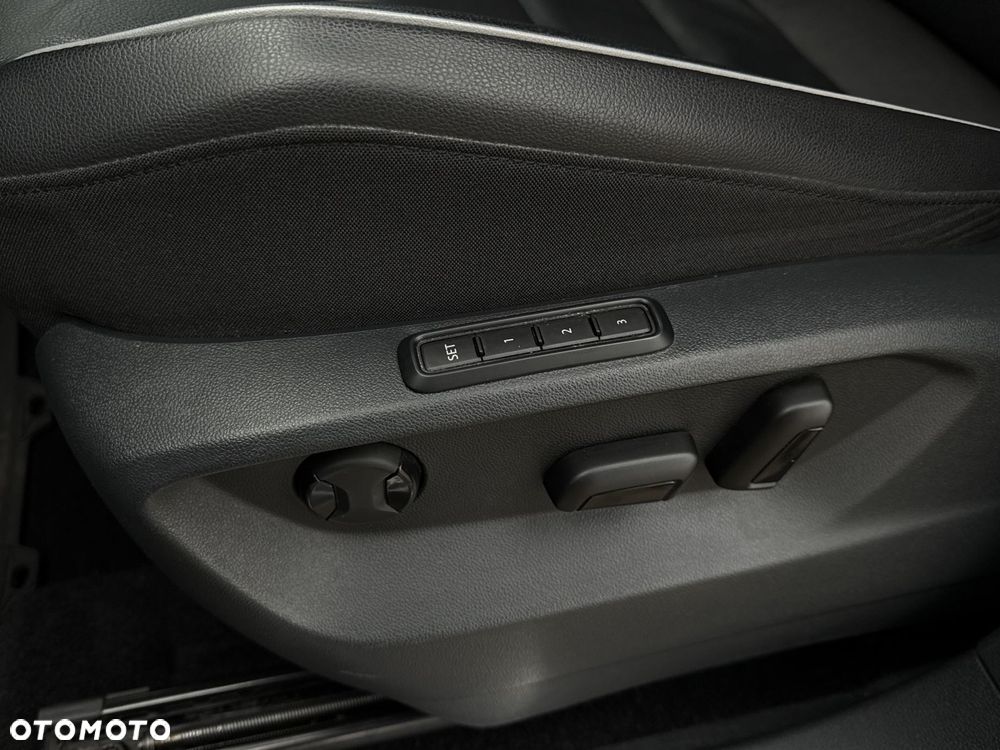 Volkswagen Tiguan 2.0 TSI 4Mot Highline DSG - 25